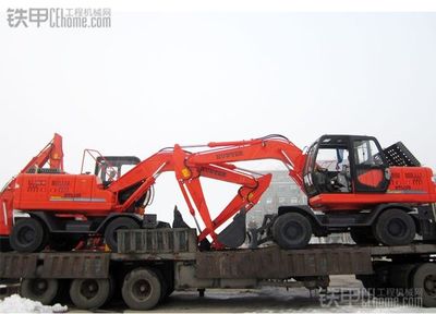恒特重工出口阿爾及利亞2013年首批挖掘機啟運_鐵甲工程機械網(wǎng)
